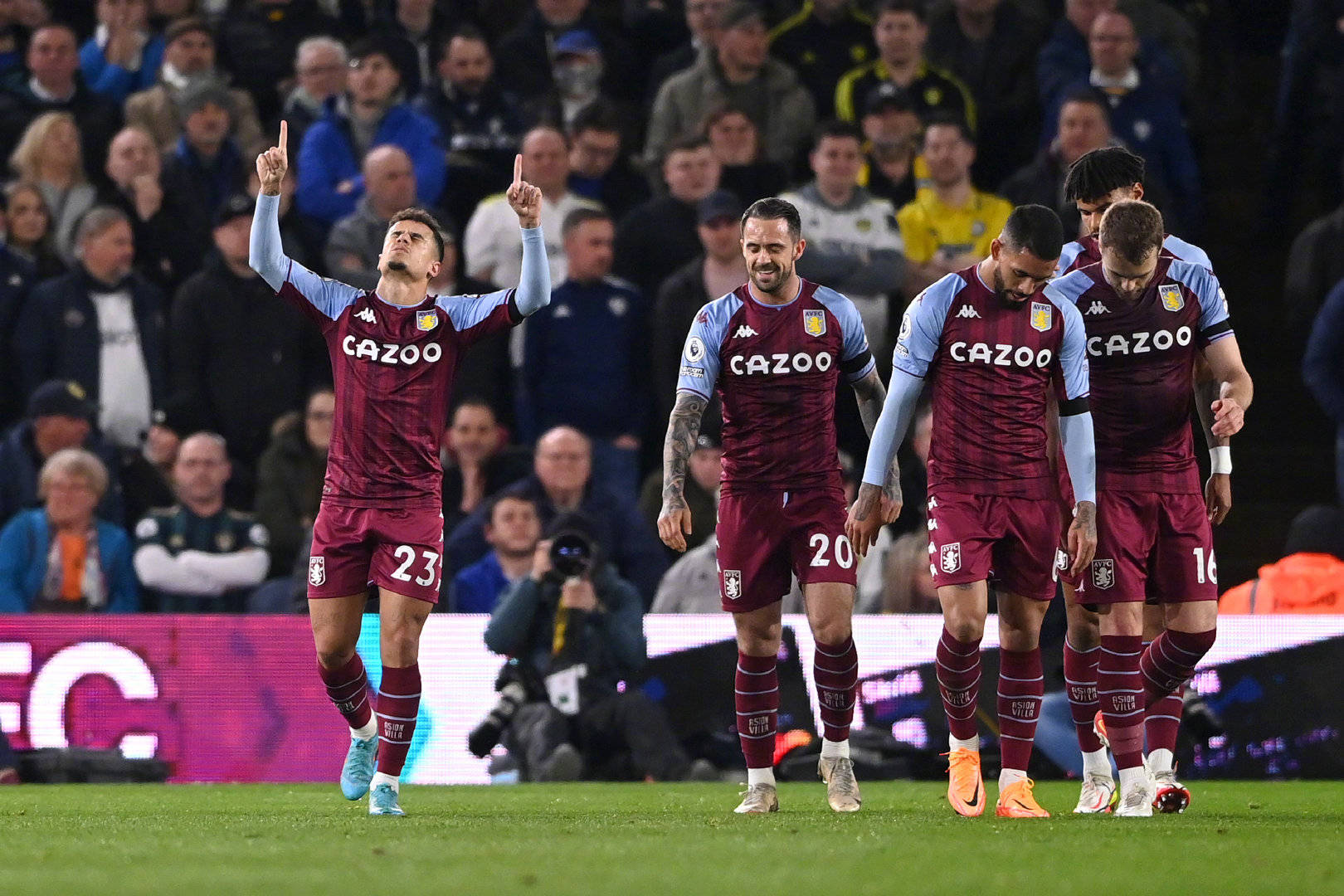 多方面表现 多方面表现